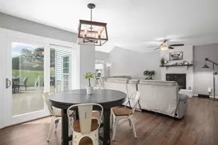 7303 Lord Barton Dr, Fredericksburg, VA 22407 - Photo 12