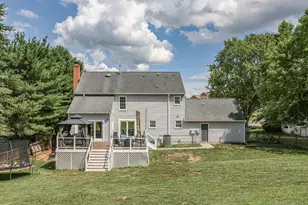 7303 Lord Barton Dr, Fredericksburg, VA 22407 - Photo 40