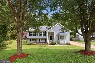 7422 Laura Ln, Fredericksburg, VA 22407 - Photo 4
