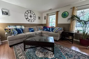 4802 Queensbury Cir, Fredericksburg, VA 22408 - Photo 4