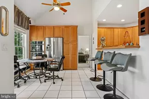 6919 Governors Grant Ln, Fredericksburg, VA 22407 - Photo 8