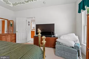 6919 Governors Grant Ln, Fredericksburg, VA 22407 - Photo 10