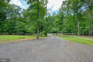 15112 Rose Valley Dr, Mineral, VA 23117 - Photo 2