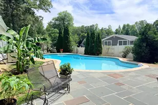 8 Pond Cir, Fredericksburg, VA 22407 - Photo 2