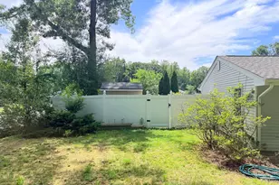 8 Pond Cir, Fredericksburg, VA 22407 - Photo 6