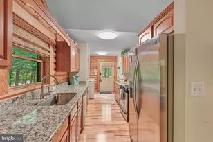 3409 Hidaway Ct, Bumpass, VA 23024 - Photo 8