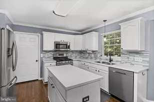 10203 N Hampton Ln, Fredericksburg, VA 22408 - Photo 4