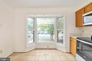 10740 Brice Ct, Fredericksburg, VA 22407 - Photo 6