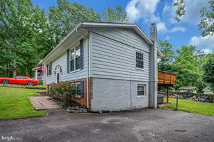 5526 Carousel St, Fredericksburg, VA 22407 - Photo 8