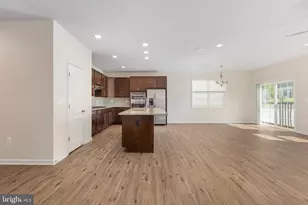9627 Hillcrest Dr, Fredericksburg, VA 22407 - Photo 14