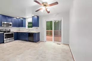 10015 Windridge Dr, Fredericksburg, VA 22407 - Photo 12