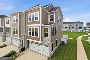 9206 Edenderry Dr, Fredericksburg, VA 22408 - Photo 2