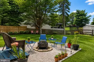 7301 Lord Barton Dr, Fredericksburg, VA 22407 - Photo 16