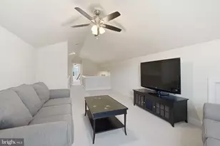 11704 Quail Run Ct, Spotsylvania, VA 22551 - Photo 32