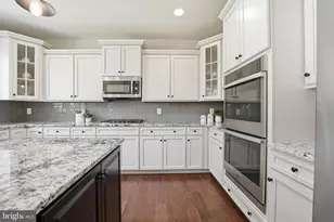 11704 Quail Run Ct, Spotsylvania, VA 22551 - Photo 16