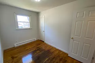 209 Hamilton St, Fredericksburg, VA 22408 - Photo 12