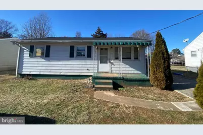 209 Hamilton Street #B, Fredericksburg, VA 22408 - Photo 1