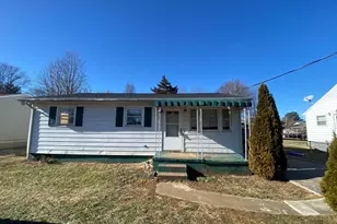 209 Hamilton St, Fredericksburg, VA 22408 - Photo 1
