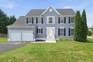 4001 Mossy Bank Ln, Fredericksburg, VA 22408 - Photo 1