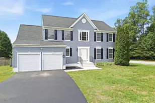 4001 Mossy Bank Ln, Fredericksburg, VA 22408 - Photo 6