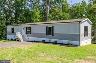4405 E McLaw St, Fredericksburg, VA 22408 - Photo 2