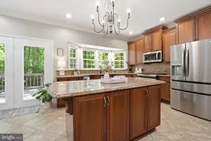 10829 Perrin Cir, Spotsylvania, VA 22551 - Photo 14