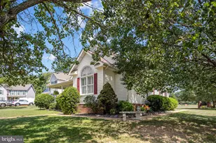 11400 Wexwood Ct, Fredericksburg, VA 22407 - Photo 6