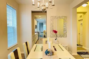 1728 Hudgins Farm Cir, Fredericksburg, VA 22408 - Photo 2