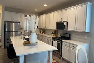 1728 Hudgins Farm Cir, Fredericksburg, VA 22408 - Photo 16