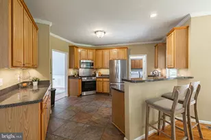 11004 Plume Ct, Fredericksburg, VA 22407 - Photo 16