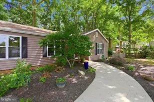 528 Pleasants Dr, Fredericksburg, VA 22407 - Photo 4