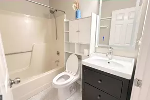 304 Albany St, Fredericksburg, VA 22407 - Photo 12