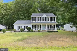 10803 7 Oaks Ct, Spotsylvania, VA 22553 - Photo 2