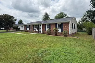 4112 Midway St, Fredericksburg, VA 22408 - Photo 2