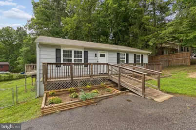 343 Albany Street, Fredericksburg, VA 22407 - Photo 2