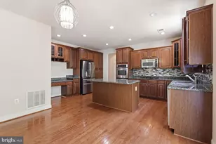 5823 Deep Creek Dr, Fredericksburg, VA 22407 - Photo 14