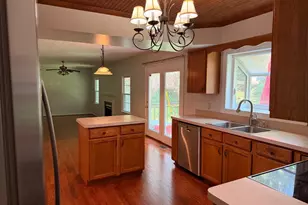 11926 Woodland View Dr, Fredericksburg, VA 22407 - Photo 14