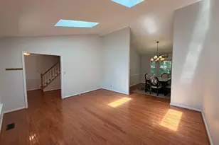 11926 Woodland View Dr, Fredericksburg, VA 22407 - Photo 10