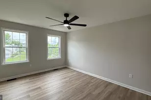 10100 Bellevue Ct, Fredericksburg, VA 22408 - Photo 8