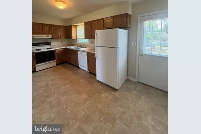 7110 Sharon Road, Fredericksburg, VA 22407 - Photo 6