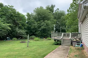6108 N Willow Pond Dr, Fredericksburg, VA 22407 - Photo 2