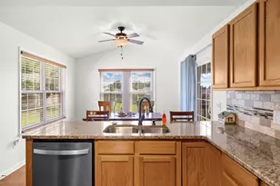 12110 Stonehenge Dr, Fredericksburg, VA 22407 - Photo 20
