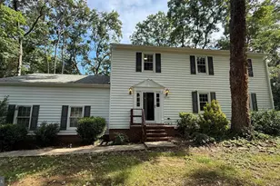4015 Duke Of Glouster St, Fredericksburg, VA 22407 - Photo 1