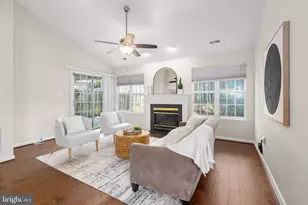 11248 Summerlake Blvd, Fredericksburg, VA 22407 - Photo 14