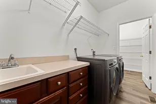 5610 Heritage Hills Cir, Fredericksburg, VA 22407 - Photo 22