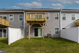 10603 Afton Grove Ct, Fredericksburg, VA 22408 - Photo 2