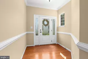 9502 Airdrie Ln, Fredericksburg, VA 22408 - Photo 6