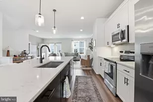4017 Singerville Ct, Fredericksburg, VA 22408 - Photo 10