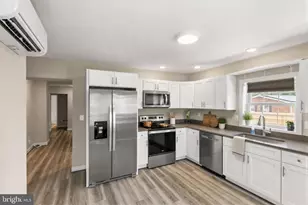 5725 Ross Dr, Fredericksburg, VA 22407 - Photo 8