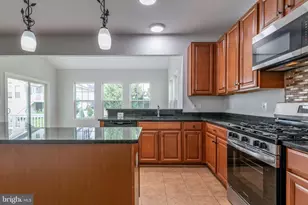 9349 Birch Cliff Drive, Fredericksburg, VA 22407 - Photo 10